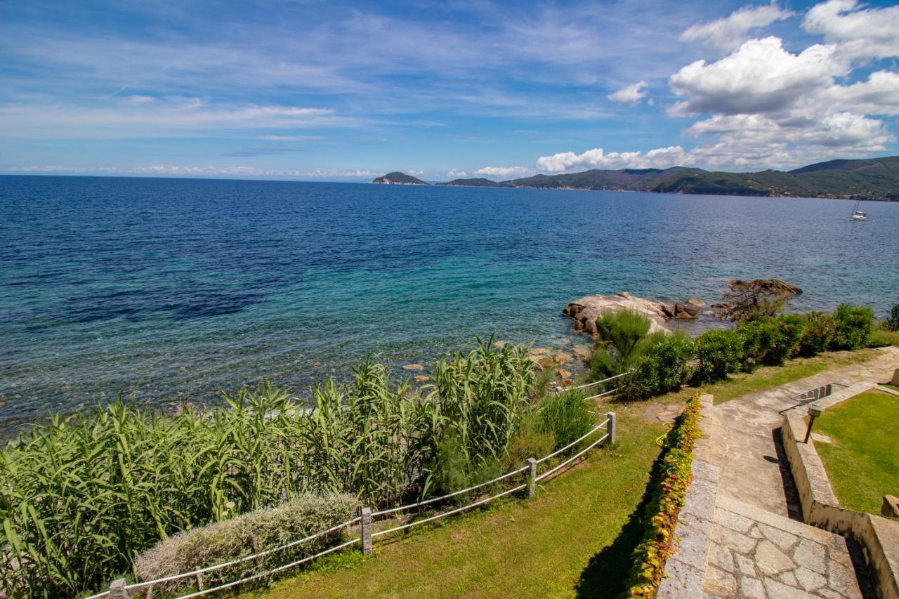 Villa Le Sprizze A Bordo Del Mare - Goelba มาร์ชานา มารีนา ภายนอก รูปภาพ