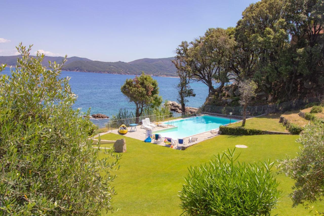 Villa Le Sprizze A Bordo Del Mare - Goelba มาร์ชานา มารีนา ภายนอก รูปภาพ