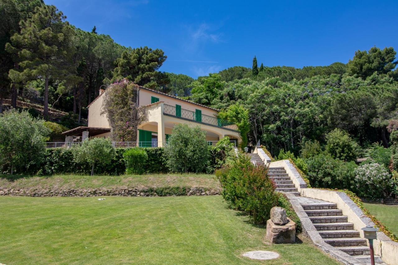 Villa Le Sprizze A Bordo Del Mare - Goelba มาร์ชานา มารีนา ภายนอก รูปภาพ