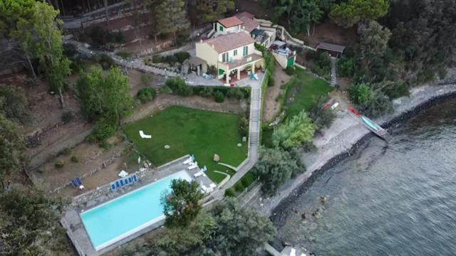 Villa Le Sprizze A Bordo Del Mare - Goelba มาร์ชานา มารีนา ภายนอก รูปภาพ