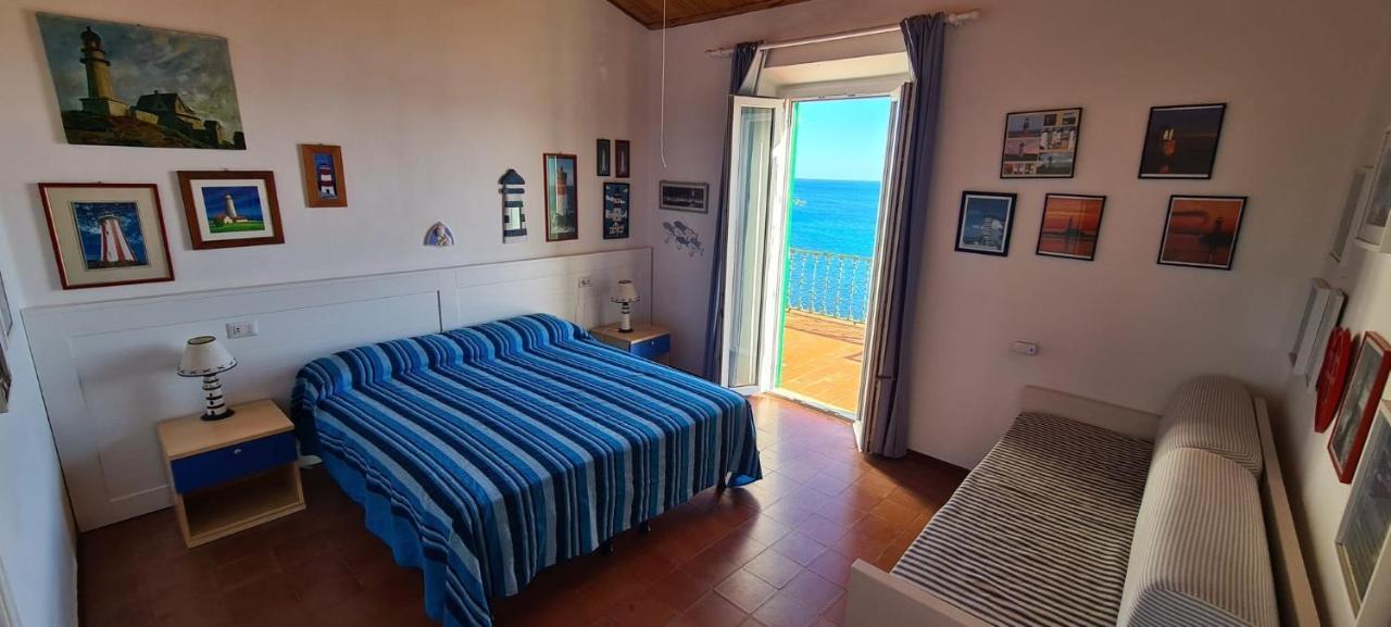 Villa Le Sprizze A Bordo Del Mare - Goelba มาร์ชานา มารีนา ภายนอก รูปภาพ