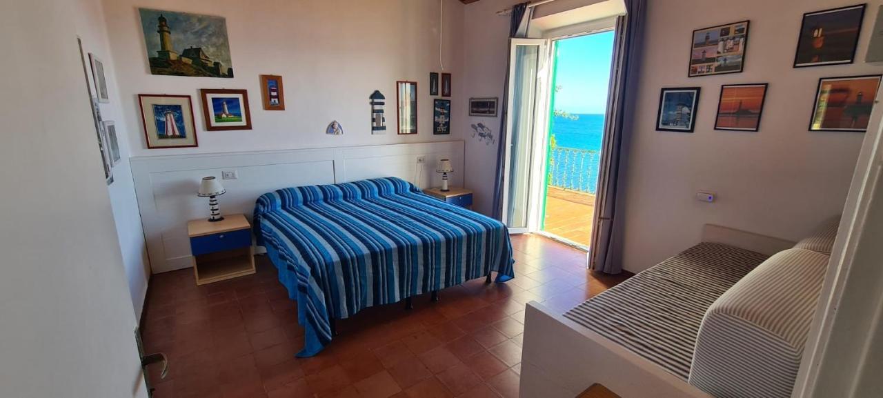 Villa Le Sprizze A Bordo Del Mare - Goelba มาร์ชานา มารีนา ภายนอก รูปภาพ